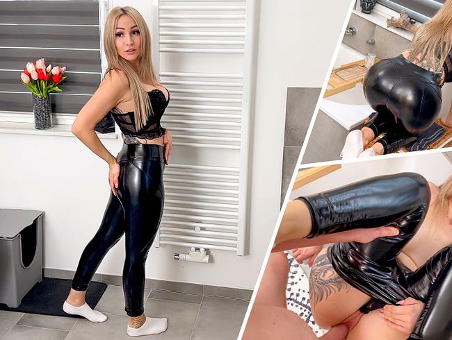 BOOTY CUMSHOT - In Leggings gefickt und auf den Arsch gespritzt