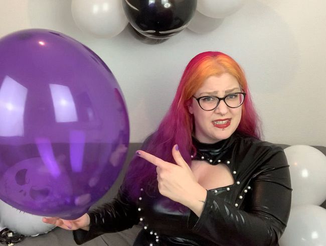 Deine Freundin ist sauer und zerplatzt deine Ballons