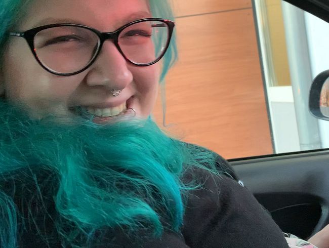Mit Vibrator durchs Drive In! Mein erstes mal Public