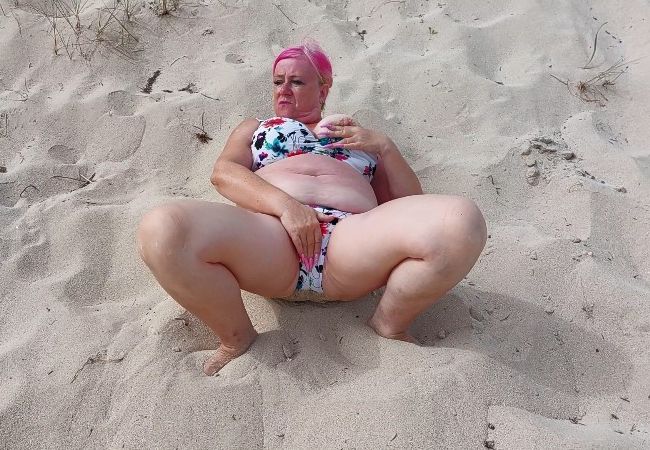 Am Strand und in den Dühnen gewichst