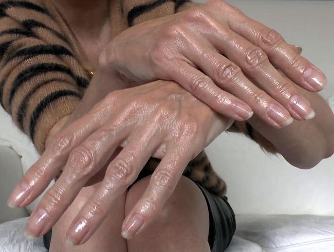 Ölige Hände und Beine, Joi, Teil 1, Lady Victoria