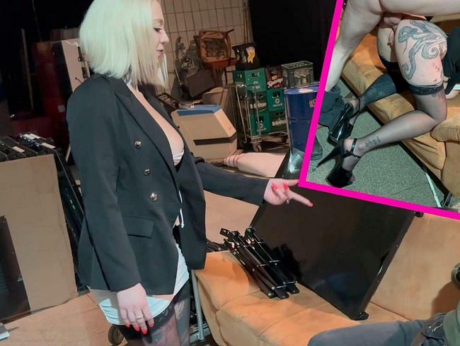 NOTGEILE CHEFIN AO ABGERICHTET! Vom heimlichen Wixxen zur Fickeskalation