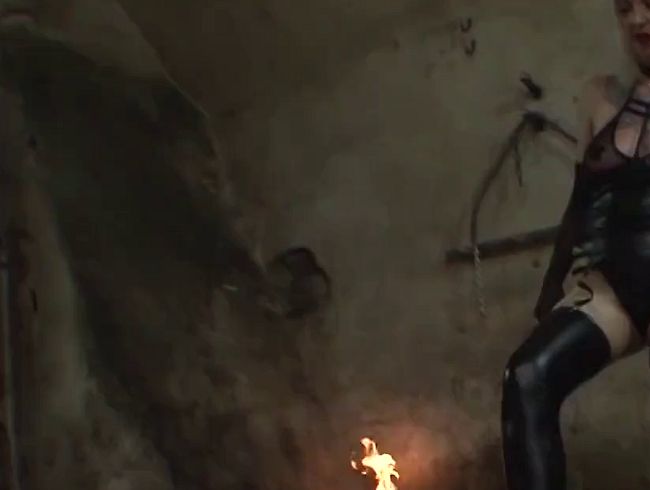 Teil 2 Benutzt, erniedrigt und zwangsabgemolken