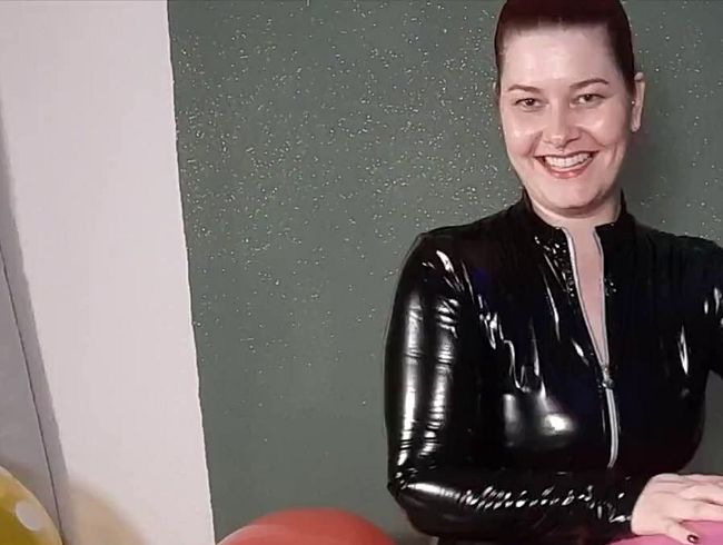 Balloon Looner Girl reitet die Luftballons