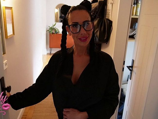 Perverser Masseur nutzt mich aus und spritzt mich voll