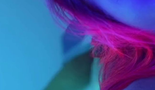 Langeweile und geil im Solarium