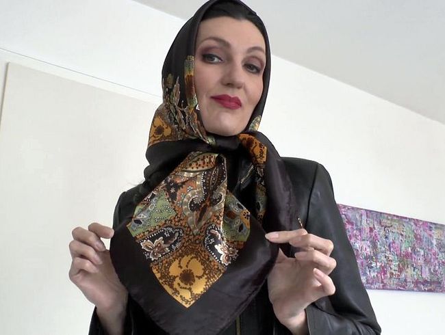 Satin KopftuchFashion Show, Satin Kopftuch und Lederjacke, JOI Lady Victoria