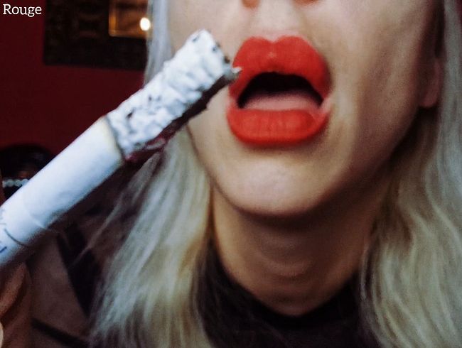 Be my Human Ashtray / Rauchfetisch Menschlicher Aschenbecher POV