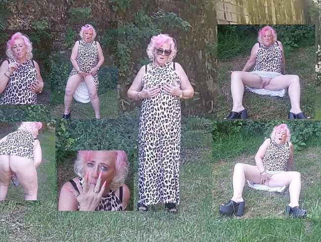 Mit neuem Leo-Kleid jederzeit sofort Fickbereit