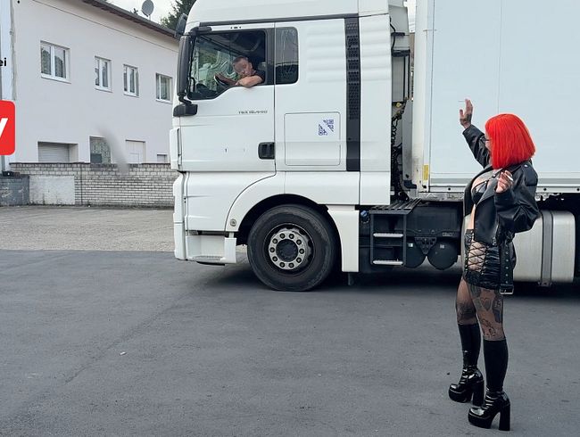 Perverser Truckstop!!!Auch Wolfgang (58)darf rüber rutschen