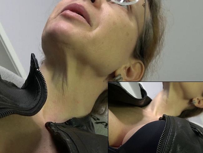 Schmuse auf meinem Schoß