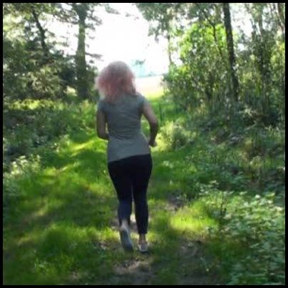 Süße Joggerin ANAL GEFICKT !!!