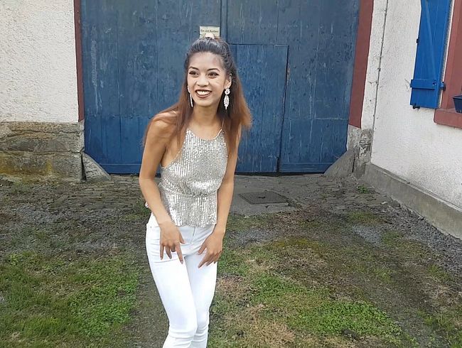 PUBLIC PISS: Zwischen Geburtstag und Bauernhof