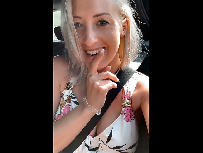 Im Taxi zum Orgasmus gefingert :-O