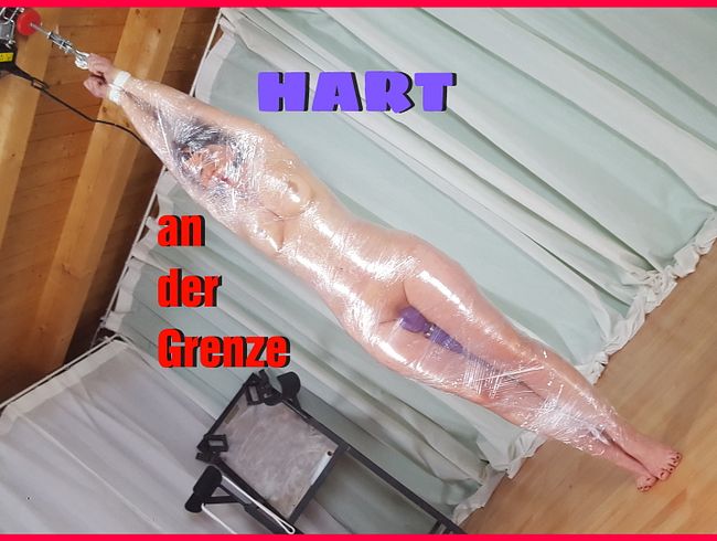 Yvette Costeau hart an der Grenze