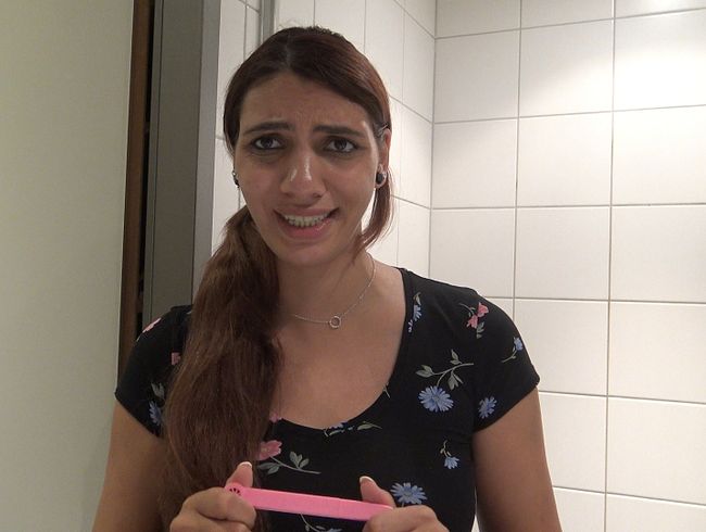 Ist das jetzt echt passiert?? Beim Dreh geschwängert?! Live Schwangerschaft -  Test!!!!