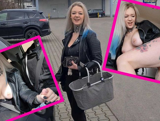 So leicht bin ich zu ficken! Beim Einkaufen AO abgeschleppt